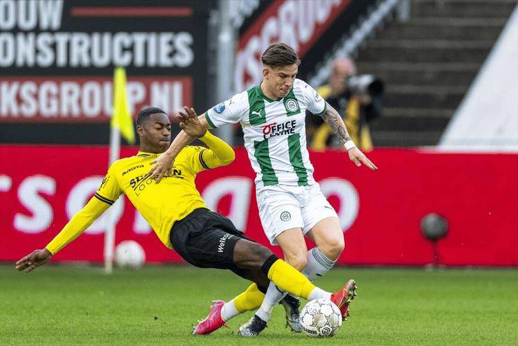 尤其是在中 尤其是在中